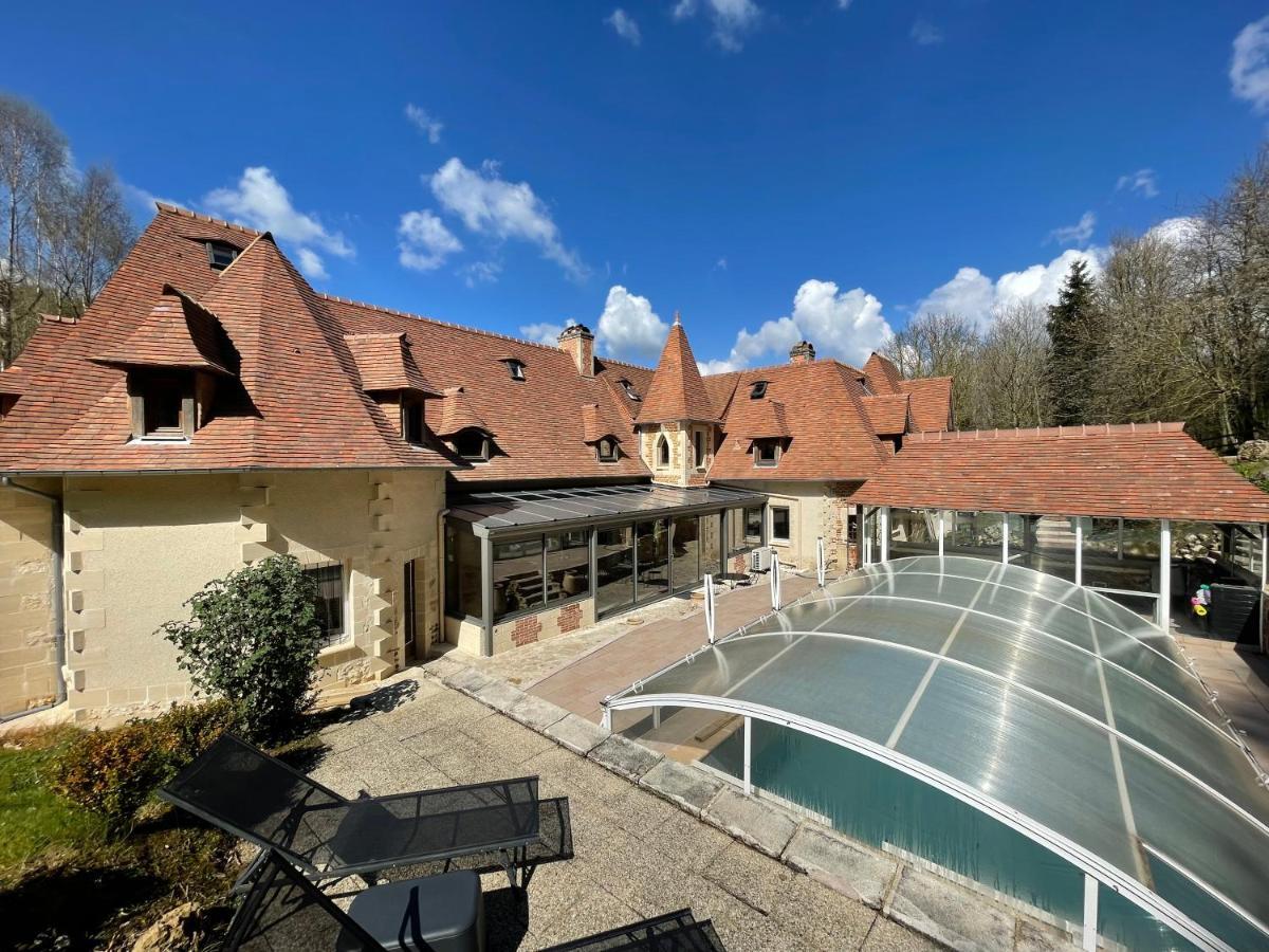 Отель Le Prieure Des Fontaines Les Preaux Экстерьер фото
